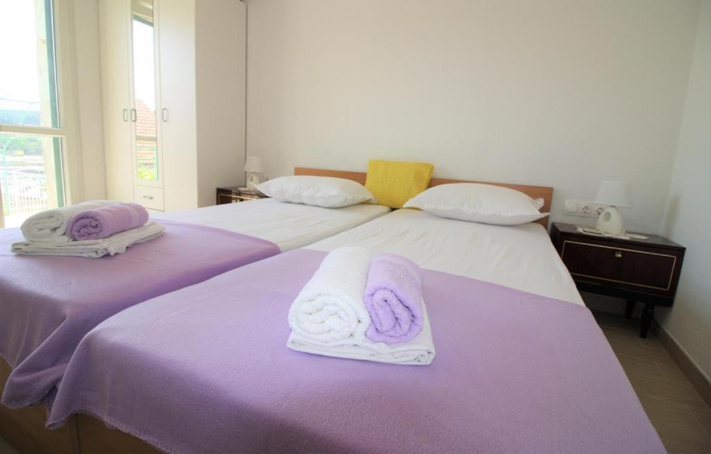 Ferienwohnung Privatna Soba Gita Sumartin Exterior foto